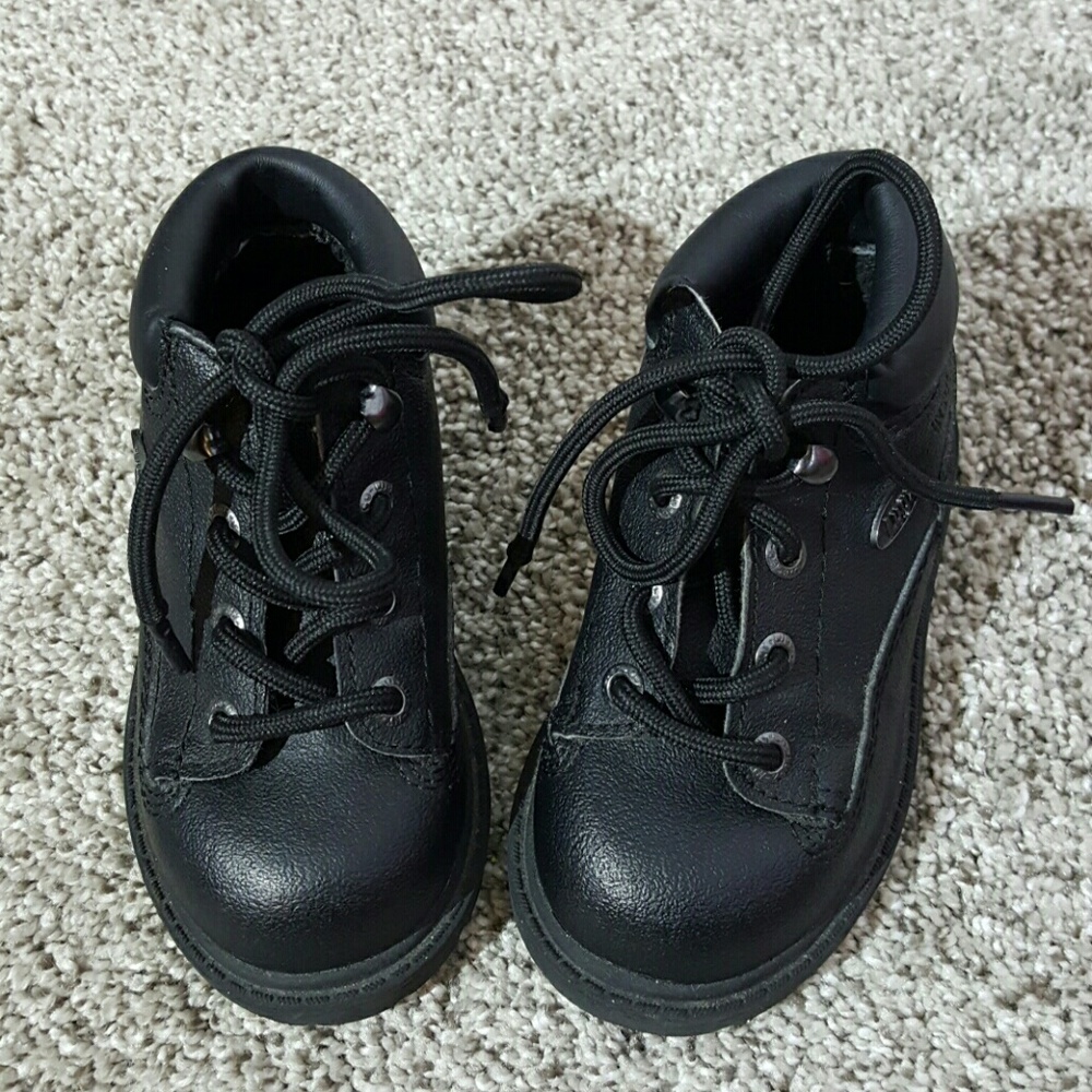 N.Y.Lugz boy infant  boots shoes size 6